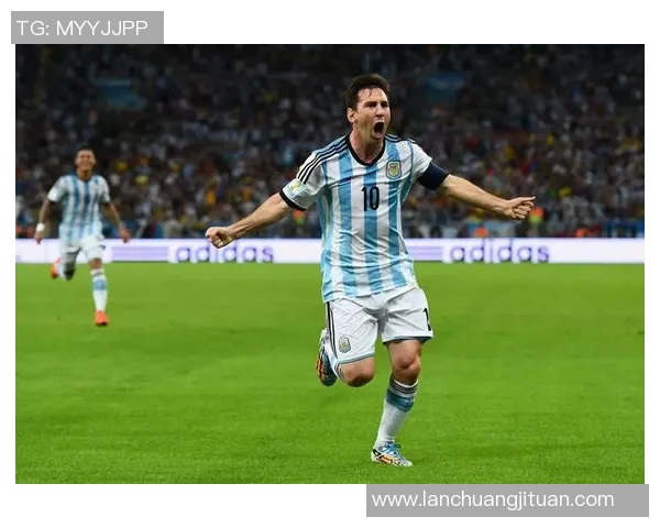 英国作家用画笔描绘足球明星的传奇人生与激情瞬间 英国作家用画笔描绘足球明星的传奇人生与激情瞬间