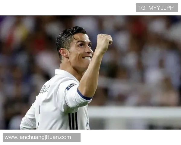 77年足球明星的辉煌岁月与传奇故事揭秘